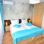 Апартаменти Grand *