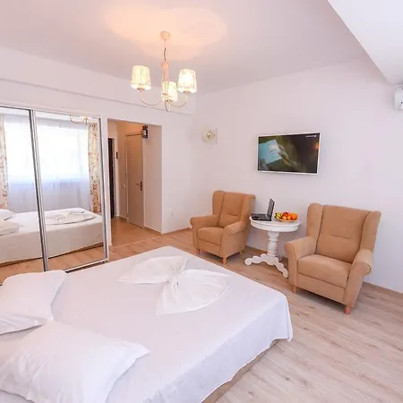 Grand Apartment